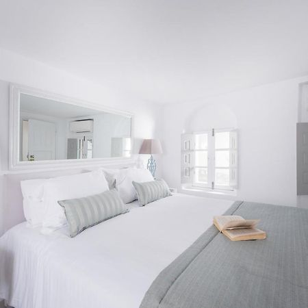 אימרוביגלי Aqua Mare Luxury Suites מראה חיצוני תמונה