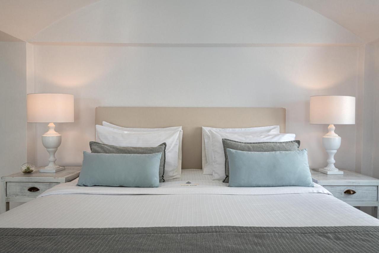 אימרוביגלי Aqua Mare Luxury Suites מראה חיצוני תמונה