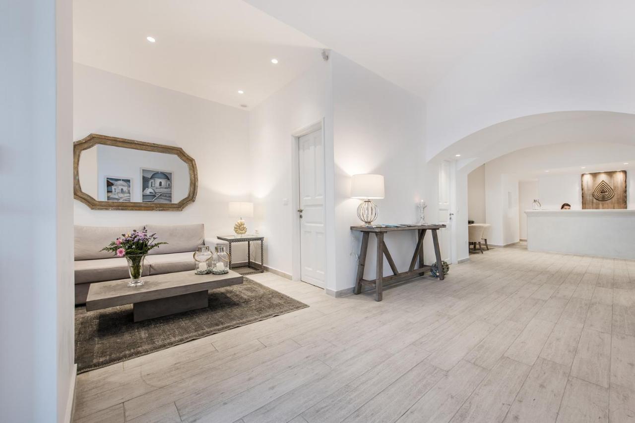 אימרוביגלי Aqua Mare Luxury Suites מראה חיצוני תמונה