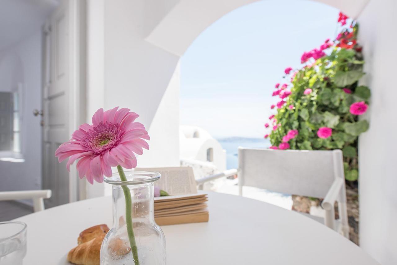 אימרוביגלי Aqua Mare Luxury Suites מראה חיצוני תמונה