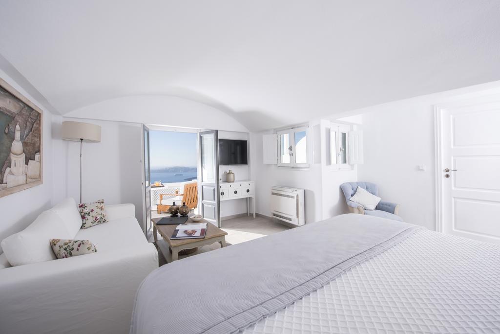 אימרוביגלי Aqua Mare Luxury Suites מראה חיצוני תמונה