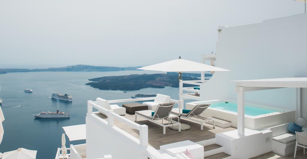 אימרוביגלי Aqua Mare Luxury Suites מראה חיצוני תמונה
