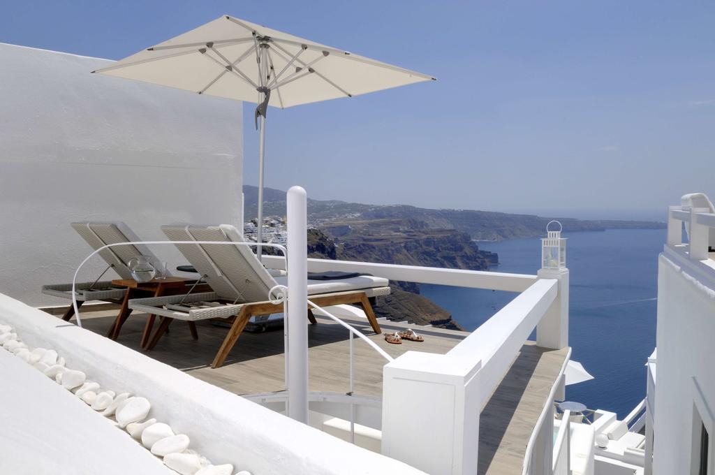 אימרוביגלי Aqua Mare Luxury Suites מראה חיצוני תמונה