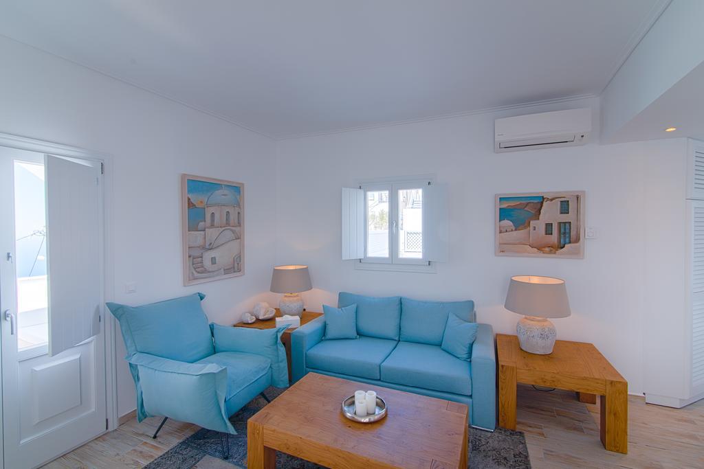 אימרוביגלי Aqua Mare Luxury Suites מראה חיצוני תמונה